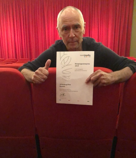 Schauburg Kino, Bremen: Robert Erdmann mit dem nordmedia-Kinoprogrammpreis © Schauburg Kino GmbH