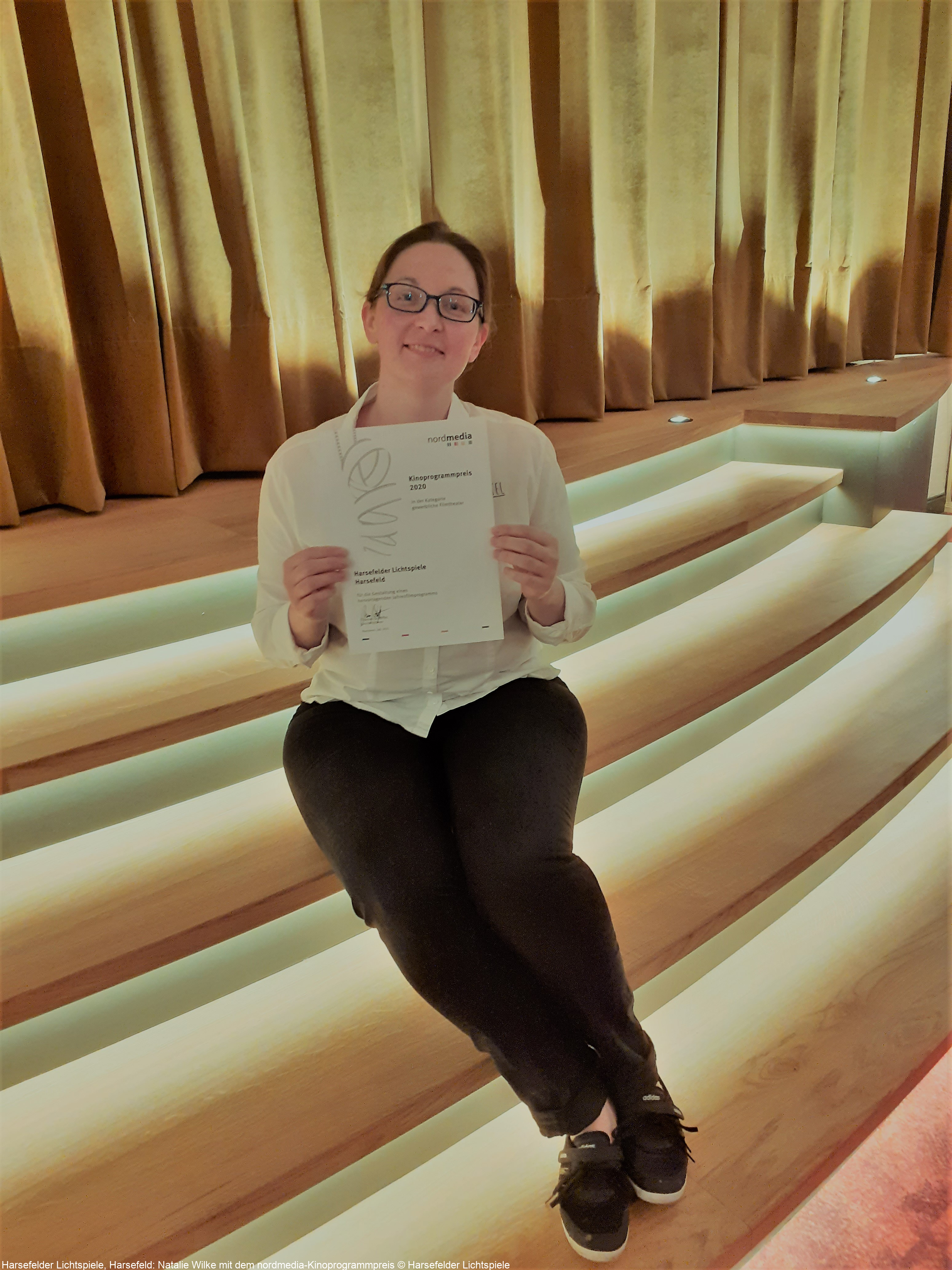 Harsefelder Lichtspiele, Harsefeld: Natalie Wilke mit dem nordmedia-Kinoprogrammpreis © Harsefelder Lichtspiele