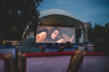 Open-Air Screening des Films NAHSCHUSS auf der PRIMETIME nordmedia talk & night auf dem Seh-Fest