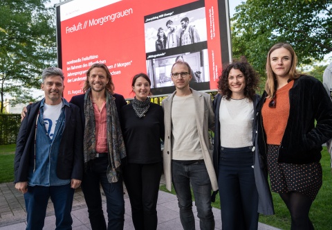 v.l.: Sebastian Soukoup, Felix Leiberg, Maxine Goedicke, Jonas Riemer, Aisha Prigann und Katharina Bergfeld