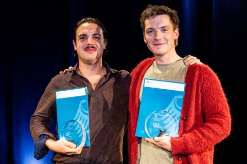 Freuen sich über den Dritten Deutschen Nachwuchs-Drehbuchpreis: Tobias Kerber und Samuel Bereuther