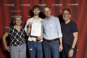 nordmedia Kinoprogrammpreis 2024 im CITY 46/ Kommunalkino Bremen: Kommunales Kino Bremerhaven (v.l. Petra Schleuning, Tino Klech, Bernd Glawatty, Robert Thalheim)