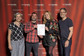 nordmedia Kinoprogrammpreis 2024 im CITY 46/ Kommunalkino Bremen: Centralkino Lingen (v.l. Petra Schleuning, Tobias Mielke, Debora Rusche-Marmouq, Robert Thalheim)