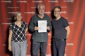 nordmedia Kinoprogrammpreis 2024 im CITY 46/ Kommunalkino Bremen: Capitol Hann. Münden (v.l. Petra Schleuning, Wolfgang Würker, Robert Thalheim)