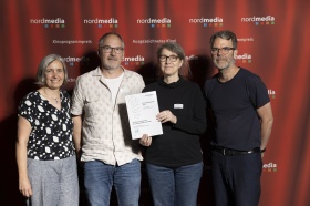 nordmedia Kinoprogrammpreis 2024 im CITY 46/ Kommunalkino Bremen: Hochhaus-Lichtspiele Hannover/ Kino am Raschplatz Hannover (v.l. Petra Schleuning, Marcus Gorny, Sybille Mollzahn, Robert Thalheim)