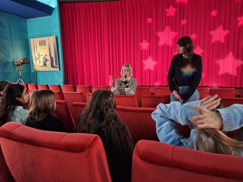 Produzentin Anette Unger und Moderatorin Johanna Schlockwerder bei GRÜSSE VOM MARS © SchulKinoWoche Bremen