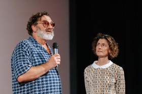 Schauspieler und Preispate Heiko Pinkowski im Gespräch mit Meike Götz © nordmedia / André Germar