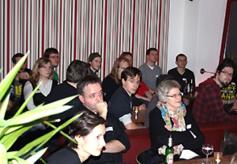 Branchenakteure aus ganz Niedersachsen trafen sich beim "FireAbend" in Hannover.
