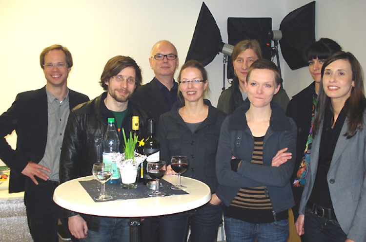 René Zechlin (Kunstverein Hannover), Philipp Döring, Thomas Schäffer (nordmedia), Anja Römisch (Stiftung Kulturregion), Samuel Henne (Stipendiat Kunstverein), Susann Maria Hempel, Anahita Razmi (Stipendiatin) und Isabelle Nerbas (Gundlach)