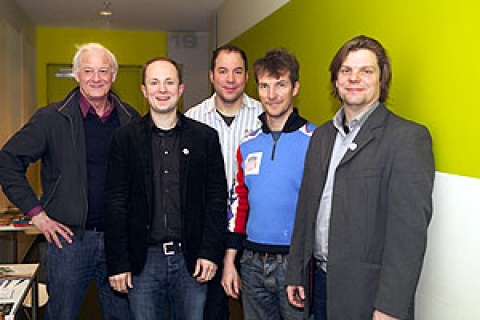das Team von DELVER GLASS (v.l): Matthew Burton, Matthias Greving (Regie), André Feldhaus (Komponist), Jeff Burrell, Lür Wangenheim (Kamera)