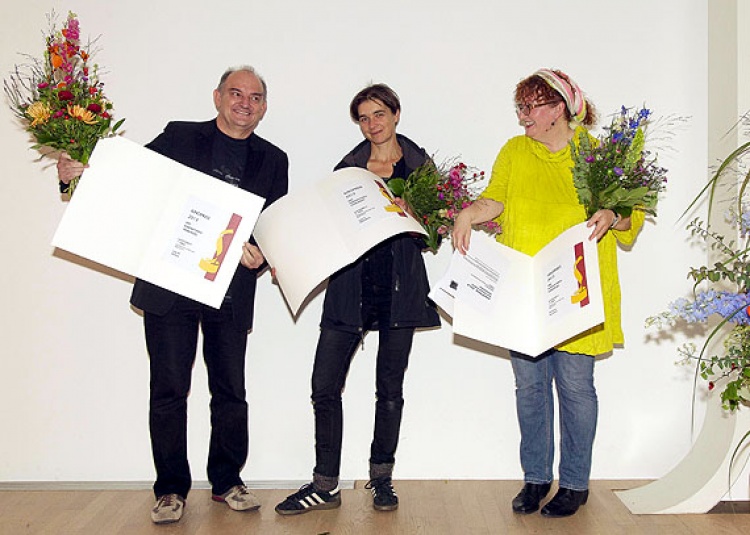 die Preisträger der Kategorie II (v.l.): City 46, Bremen; Cine K, Oldenburg und Filmhaus Nürnberg.
