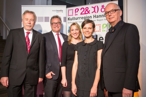 Dr. Heinrich Jagau (Vorstand Sparkasse Hannover), Hauke Jagau (Vorstand Stiftung Kulturregion), Anna Linke, Tanja Schwerdorf und Thomas Schäffer (Geschäftsführer nordmedia)
