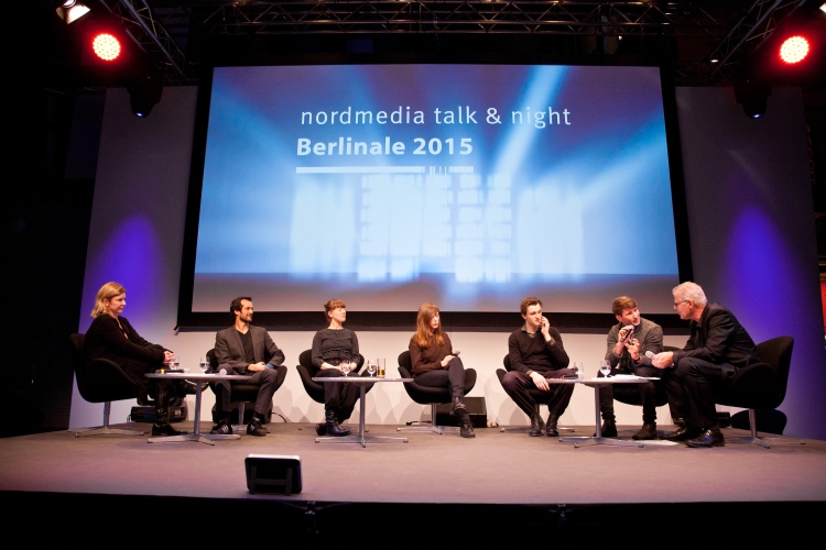 Andrea Giesel und das Team von WANJA mit der Regisseurin Carolina Hellsgård und Produzentin Johanna Aust, Foto: ©Ole Hoffmann