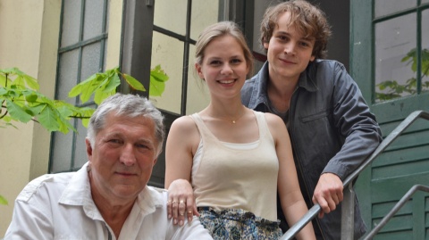 Das Schauspiel-Team: Veit Stübner,  Alicia von Rittberg und Leonard Scheicher