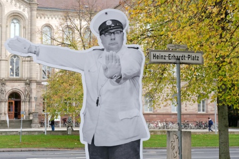 Stele am Heinz-Erhardt-Platz in Göttingen © Christoph Mischke