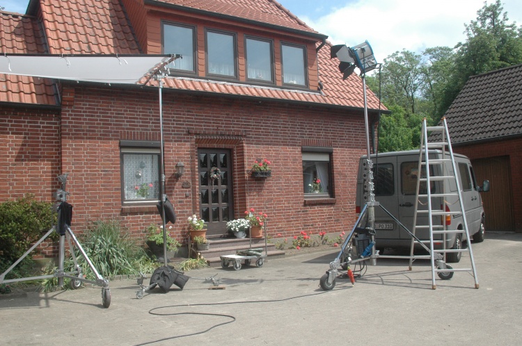 Das Bauerhaus der Familie Harbers in Ritterhude dient auch im Film als Wohnhaus. © nordmedia