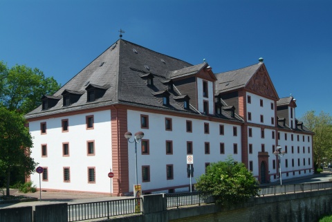 historischer Kornspeicher "Harzkornmagazin", heute Rathaus © Stadt Osterode am Harz