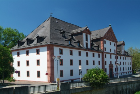 historischer Kornspeicher "Harzkornmagazin", heute Rathaus © Stadt Osterode am Harz