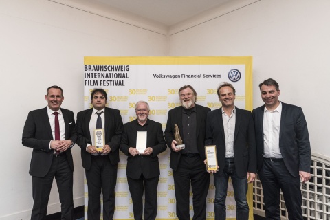 v.l.: Anthony Bandmann (VW FS), Reza Dormishian, Patrick Doyle, Brendan Gleeson, Reinoud Bussemaker und Festivalleiter Michael Aust