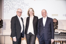 Die auslobenden Partner Thomas Schäffer (nordmedia), Cornelia Holsten (Bremische Landesmedienanstalt) und Jan Metzger (Radio Bremen).