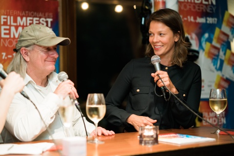 OSCAR-Preisträger Pepe Danquart und Schauspielerin Jessica Schwarz im Talk