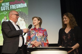 nordmedia Kinoprogrammpreis 2018 in den Kronen-Lichtspielen in Bad Pyrmont: Filmgespräch "Meine teuflisch gute Freundin" mit Schauspielerin Emma Bading und Produzentin Solveig Fina