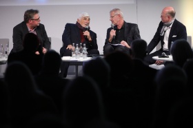 (v.l.n.r.) Produzent Herbert Schwering, Schauspieler Mario Adorf, Jochen Coldewey und Regisseur Dominik Wessely