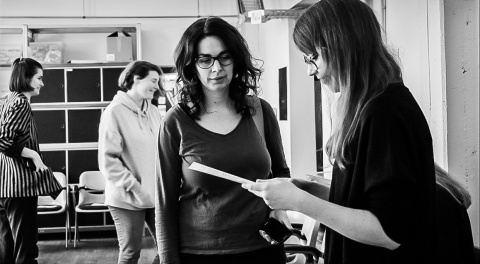 V.l.n.r.: Nina Bittcher (die InformationsGesellschaft mbH) und Laura Byell (nordmedia). Foto (c) Oliver Rusanov