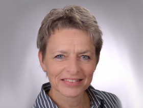 Dr. Barbara Schieferstein