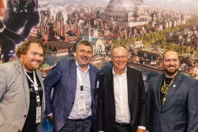 v.l.: Karsten Lehmann (Ubisoft Blue Byte), Benedikt Grindel (Ubisoft Blue Byte), Stephan Weil, Lars Janssen (game) © offenblende.de, Cord Richert