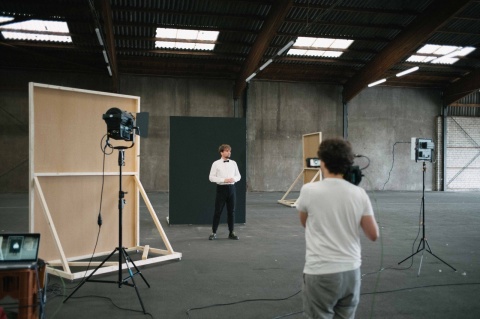 Dreharbeiten zu „Text kommt in Bewegung“ (Literaturinitiative handverlesen) in den
Bremer Pusdorf Studios © Cordula Heins