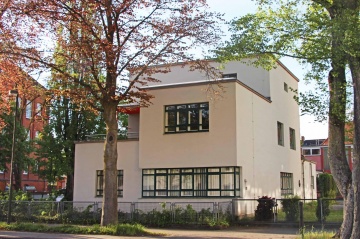 Gebäude: Bauhaus-Architektur, Celle