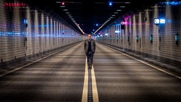 "Der Elbtunnel: Pionierwerk und Staufalle"