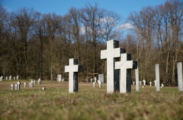 "Verschollen im Zweiten Weltkrieg: Die lange Suche nach den Vermissten"