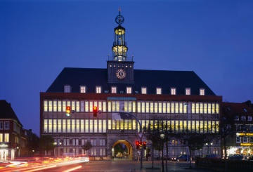 Museum: Ostfriesisches Landesmuseum im Rathaus Emden